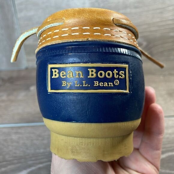 LL Bean Bean Boots Women’s Sz 6W Waterproof Tan Leather Navy Rubber Duck Boots - Picture 11 of 13